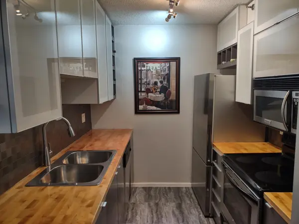 433 S 7th ST #1603, Minneapolis, MN 55415