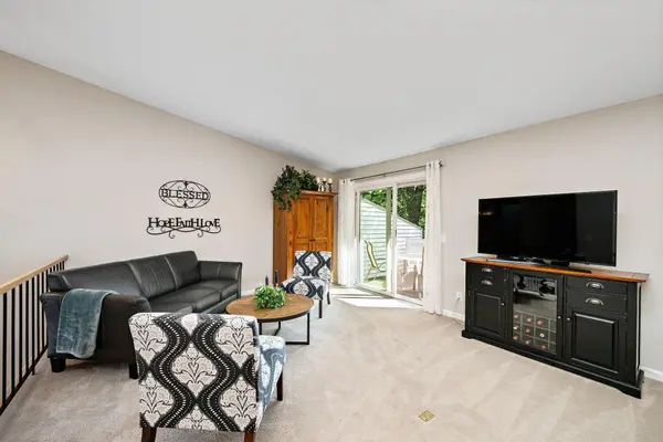 6308 Red Fox LN, Edina, MN 55436