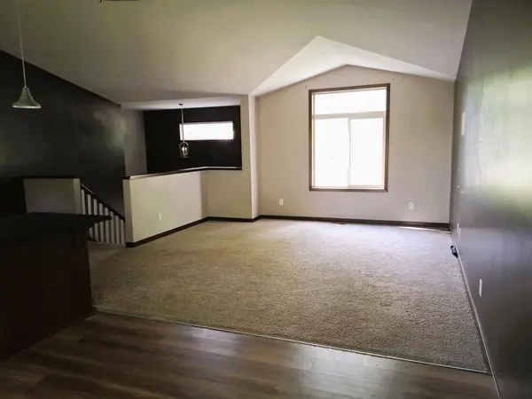 1930 Prospect DR NE, Saint Cloud, MN 56304