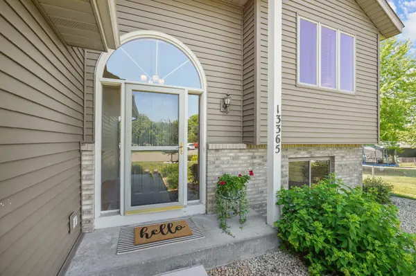 13365 Zachman CT, Rogers, MN 55374
