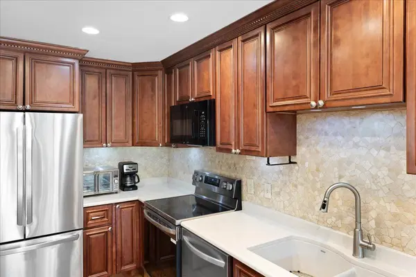 12264 17th AVE S, Burnsville, MN 55337