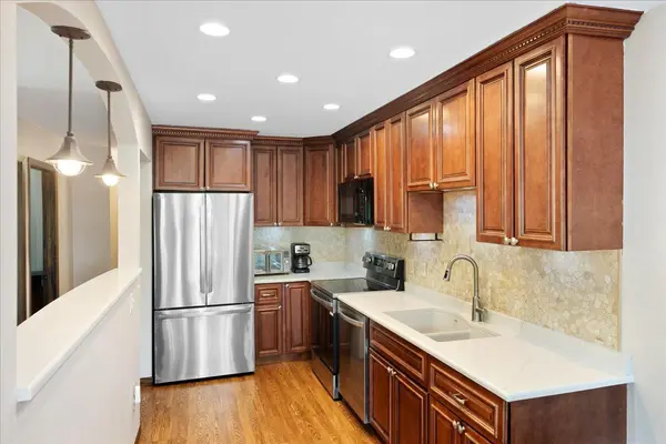 12264 17th AVE S, Burnsville, MN 55337