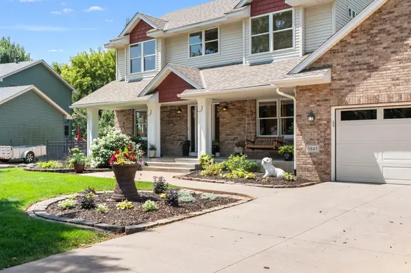5845 Bayberry DR, White Bear Lake, MN 55110