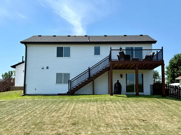 206 Spring Wheat DR, Dundas, MN 55019