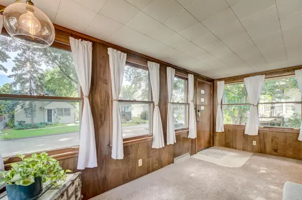 950 Juno AVE, Saint Paul, MN 55102