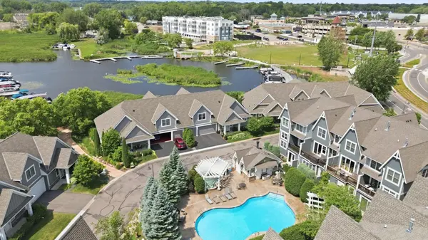 5485 Lost Lake LN, Mound, MN 55364