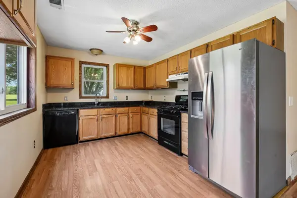 2586 Ann DR, Shakopee, MN 55379