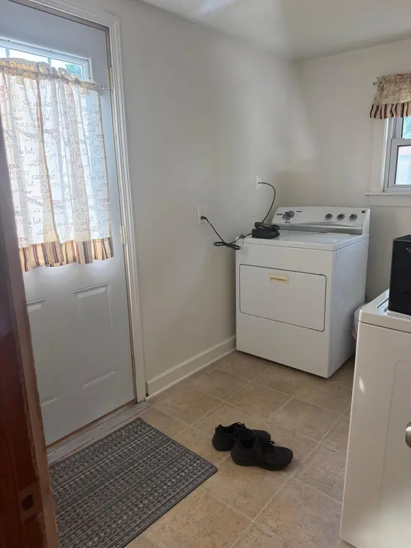 7847 State ST, Clear Lake, MN 55319