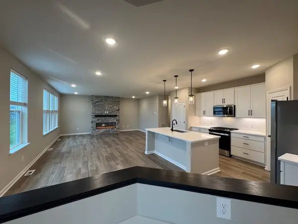 6153 Goodview AVE S, Cottage Grove, MN 55016