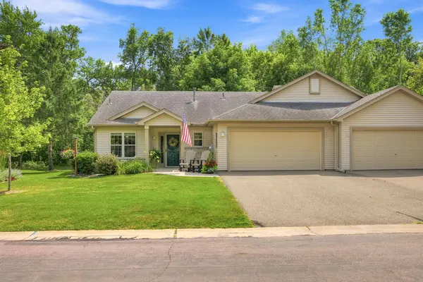 27732 Woodland DR, Chisago City, MN 55013