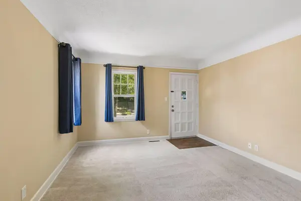 2713 Meridian DR, Robbinsdale, MN 55422