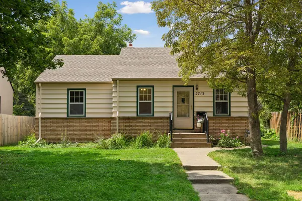 2713 Meridian DR, Robbinsdale, MN 55422