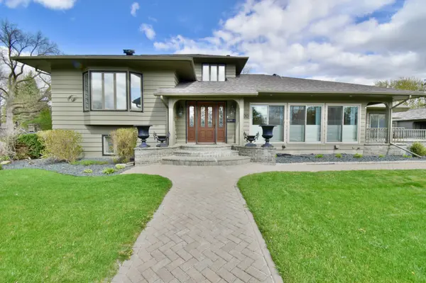 1300 Kilian BLVD SE, Saint Cloud, MN 56304
