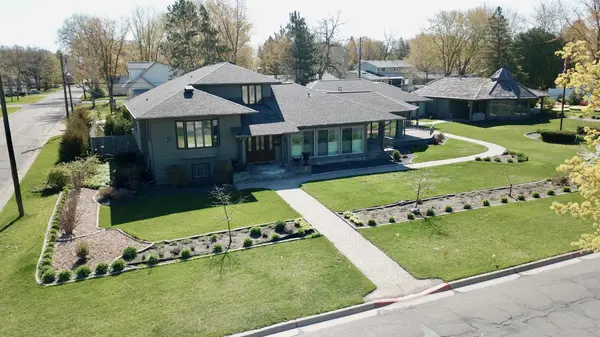 1300 Kilian BLVD SE, Saint Cloud, MN 56304