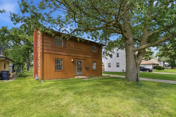 2213 Dellridge AVE, Saint Paul, MN 55119