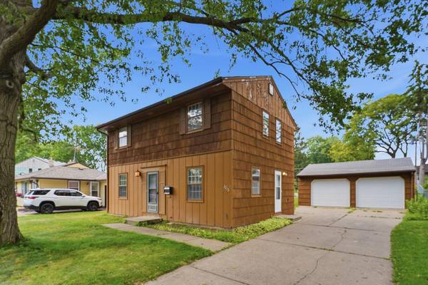 2213 Dellridge AVE, Saint Paul, MN 55119