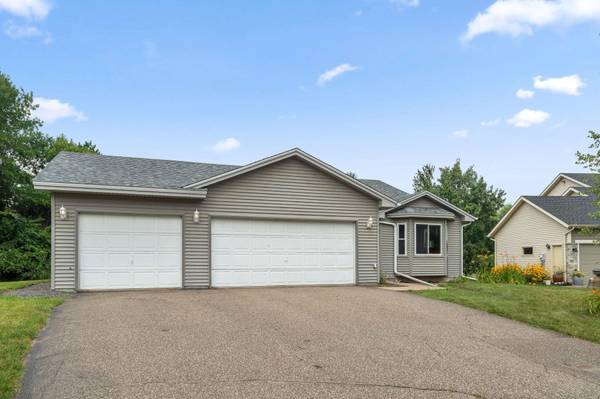 9610 Lakeside TRL, Champlin, MN 55316
