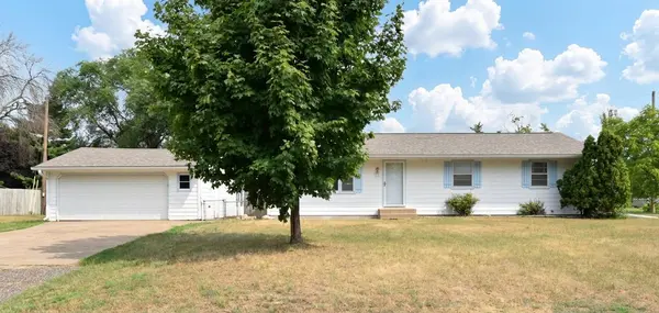101 98th AVE NE, Blaine, MN 55434