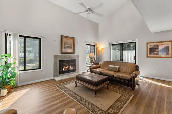 5550 Bimini DR, Minnetonka, MN 55343