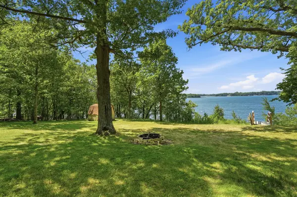 1834 Petes Point LN SW, Alexandria, MN 56308