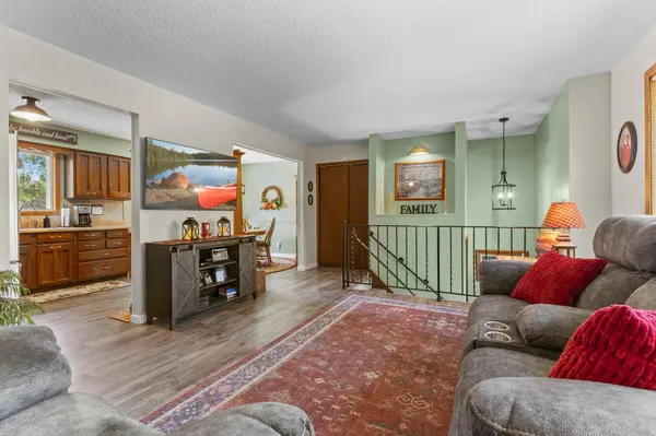 6910 151st AVE NW, Ramsey, MN 55303