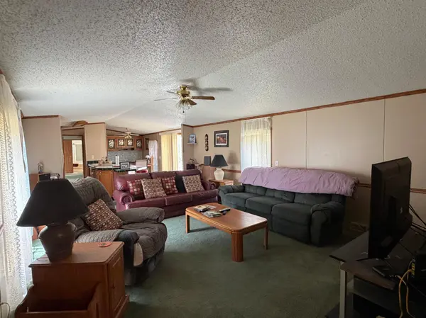 12 Leone LN, Brownsville, MN 55919
