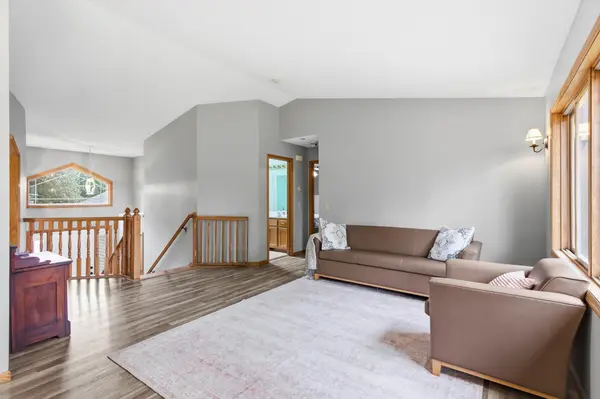 18181 Ironton ST NW, Elk River, MN 55330