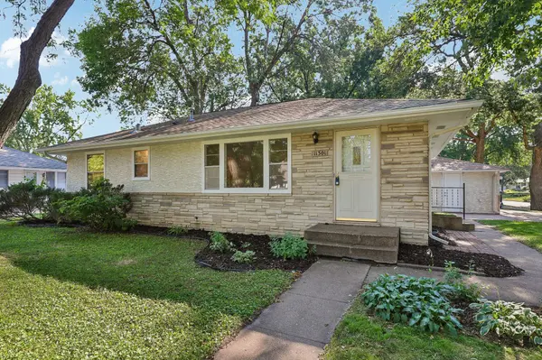11301 Quince ST NW, Coon Rapids, MN 55448