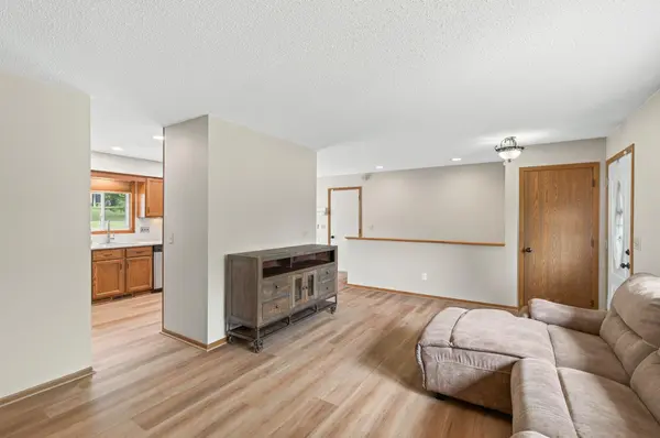 1520 Independence AVE, Chaska, MN 55318