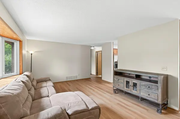 1520 Independence AVE, Chaska, MN 55318