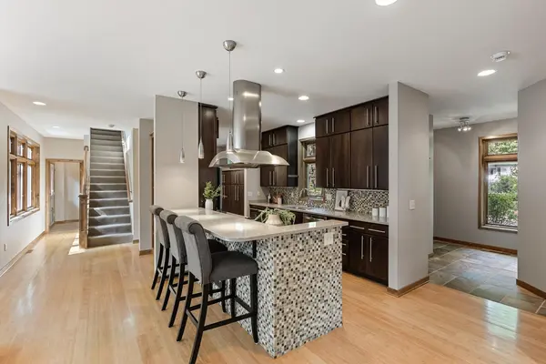 9340 Cedar Forest RD, Eden Prairie, MN 55347