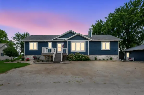 4921 105th ST, Dolliver, IA 50531