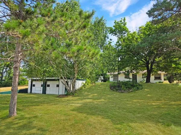 39041 State Highway 210, Clitherall, MN 56524