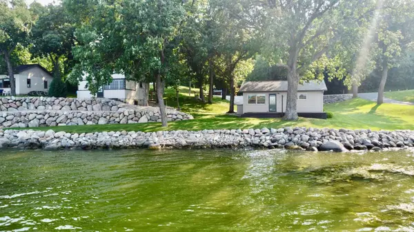 13546 Sodak RD, Wilmot, SD 57279