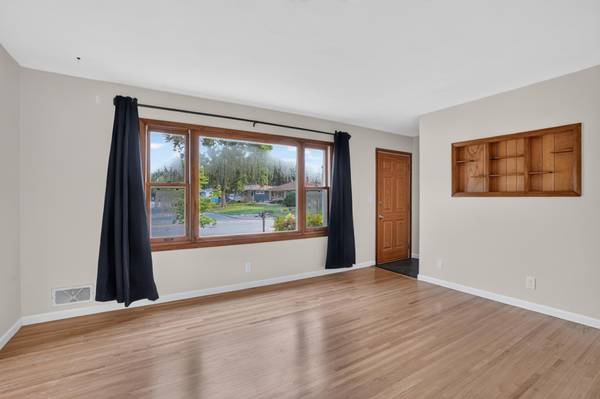 2008 Zircon LN, Eagan, MN 55122