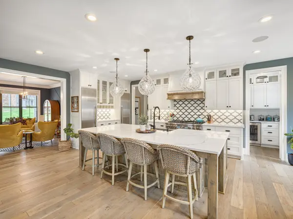 6229 Crescent DR, Edina, MN 55436