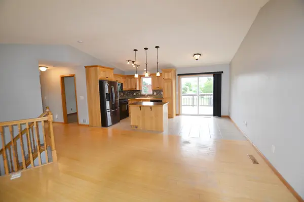 4885 Drake CIR, Big Lake, MN 55309