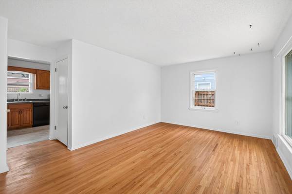4537 6th ST NE, Columbia Heights, MN 55421
