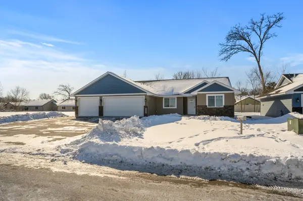 36444 Hawthorne AVE, North Branch, MN 55056