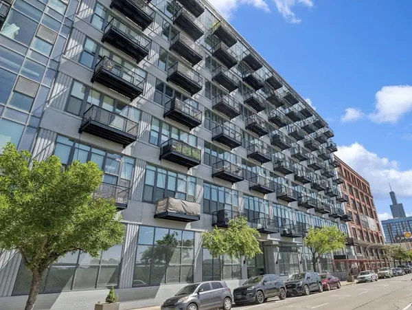 1224 W Van Buren ST #422, Chicago, IL 60607