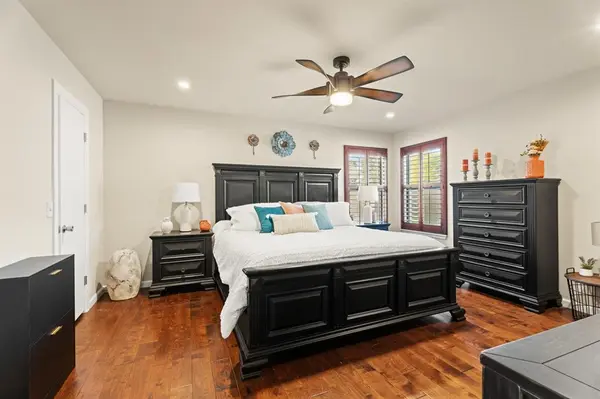 1812 Honeysuckle LN, Oklahoma City, OK 73130