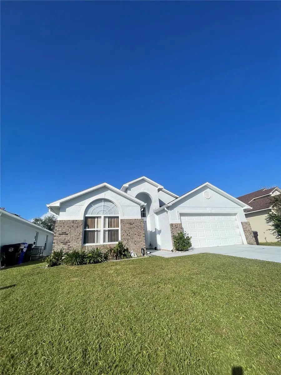 2402 BLACK POWDER LN, Kissimmee, FL 34743