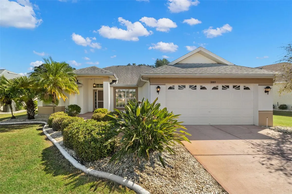 2103 STERLING GLEN CT, Sun City Center, FL 33573