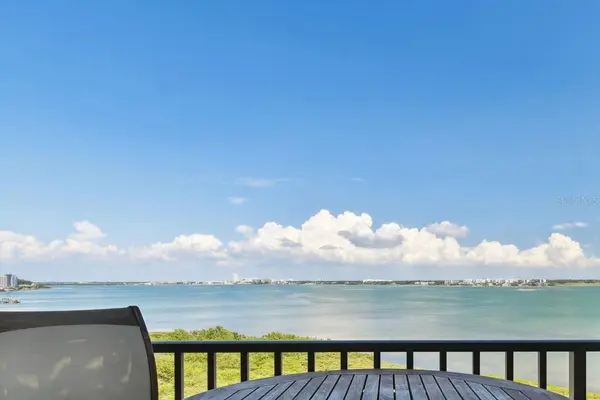 1501 GULF BLVD #605, Clearwater, FL 33767