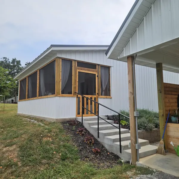 15049 Highway Tt, Neosho, AR 64850