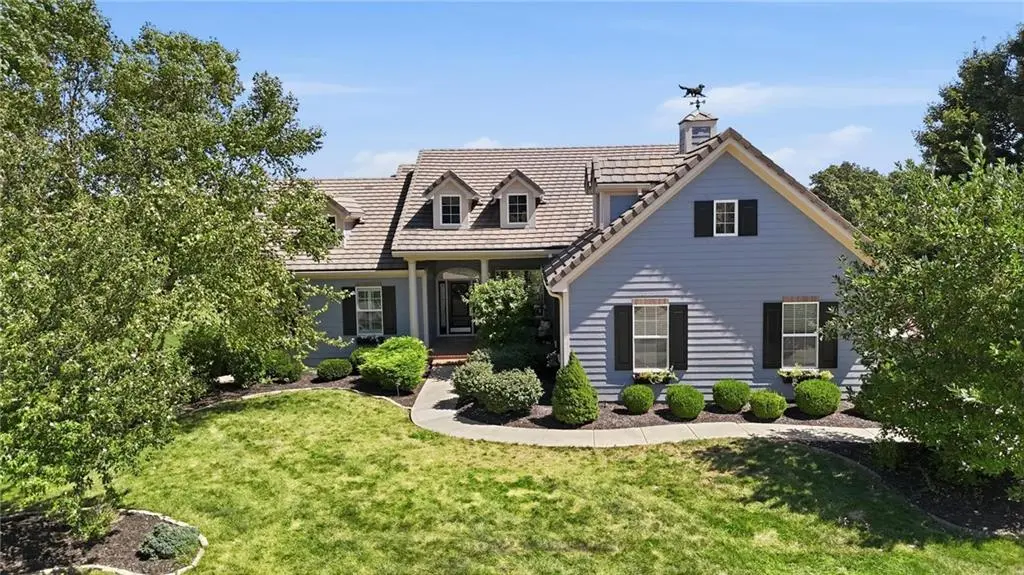 10405 N Saint Clair AVE, Kansas City, MO 64154