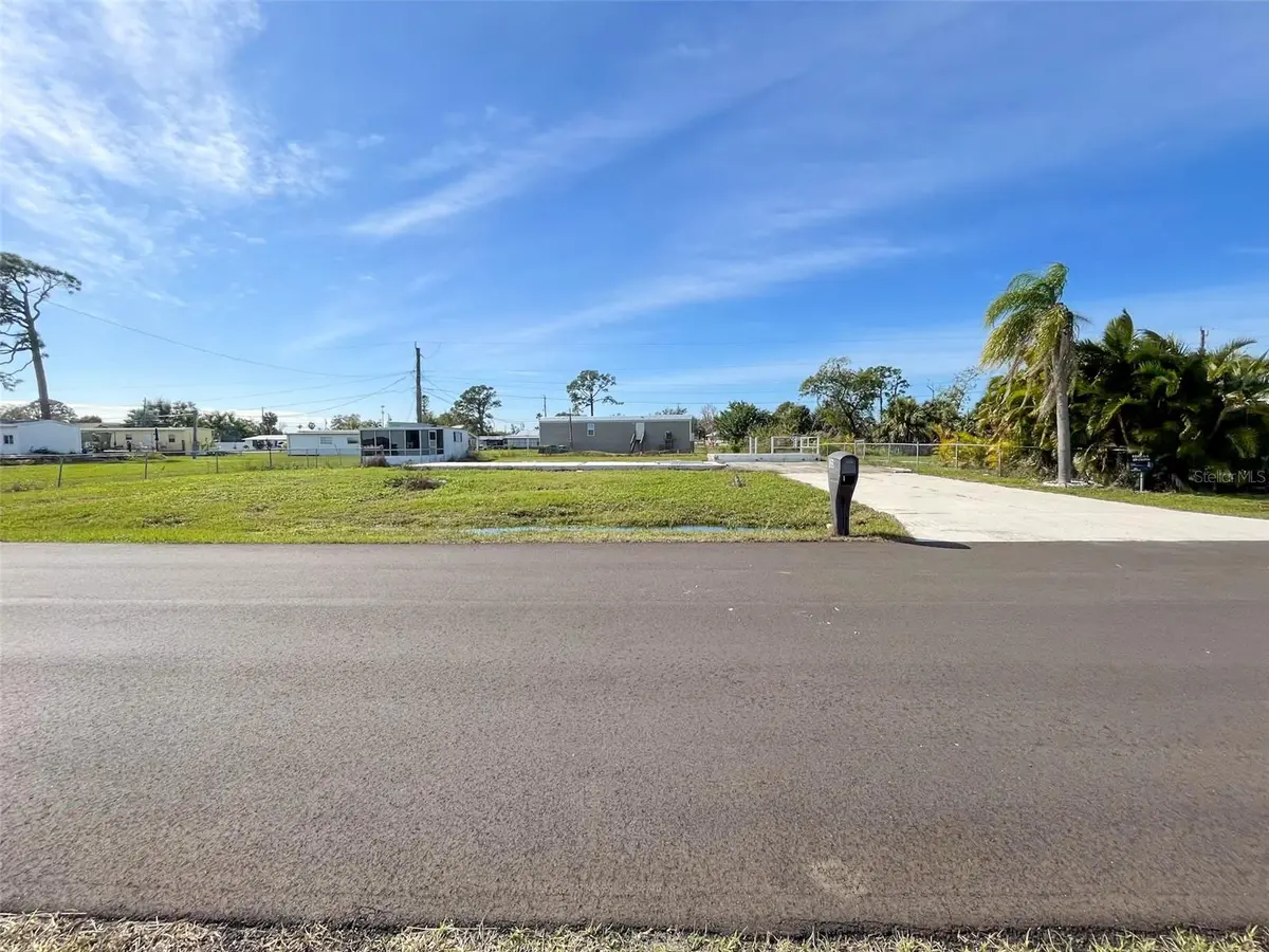 3890 BRAVO RD, Port Charlotte, FL 33953