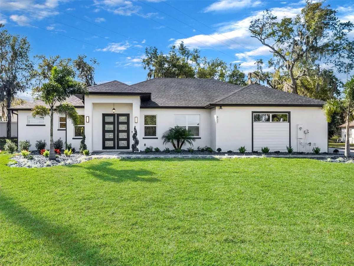 837 OAKS SHORES RD, Leesburg, FL 34788