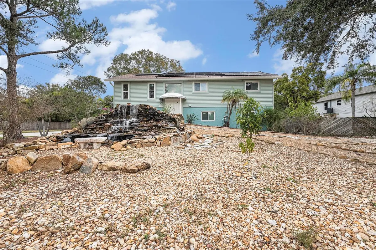 1314 OLEANDER DR, Tarpon Springs, FL 34689