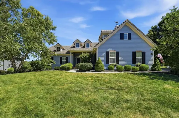 10405 N Saint Claire AVE, Kansas City, MO 64154
